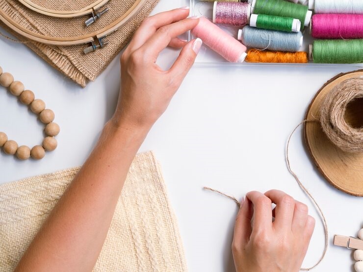 Exhibición “Arte con voz de mujer