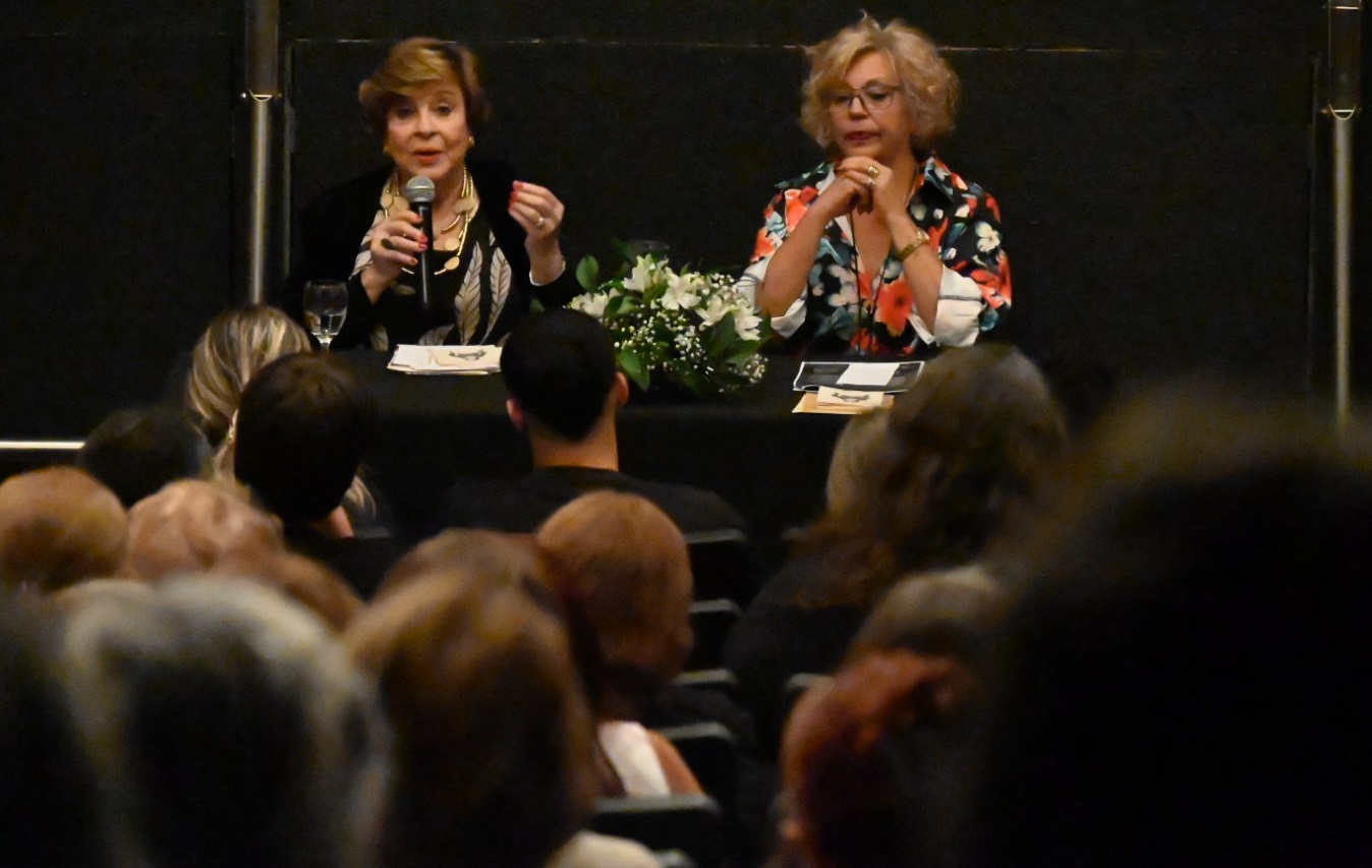 “Encuentros con el autor”