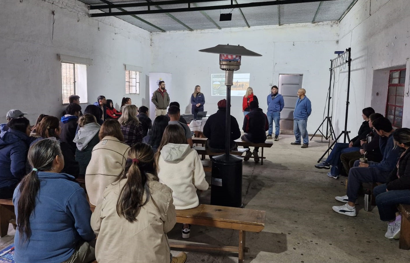 Curso presencial para trabajadores y jóvenes rurales
