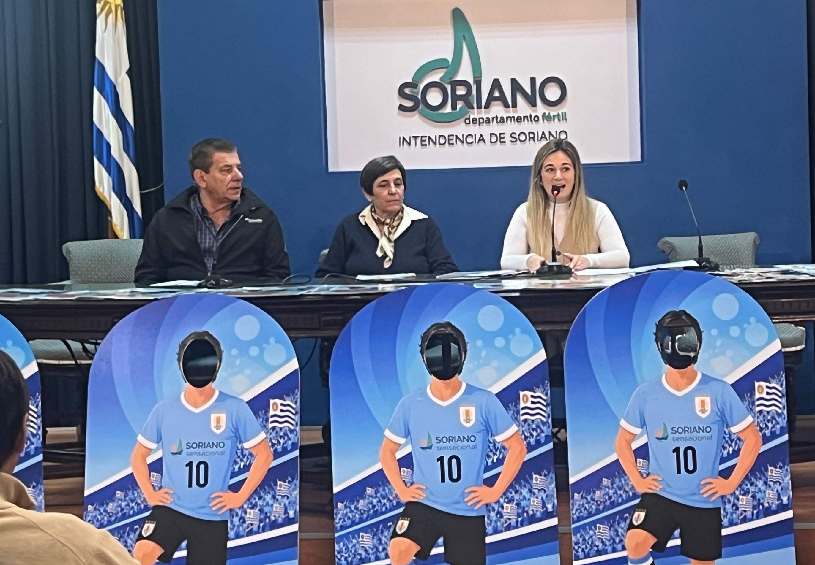 “Álbum Oficial: Turismo Soriano”.